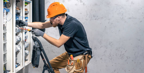  Old River Winfree, TX Electrician Pros